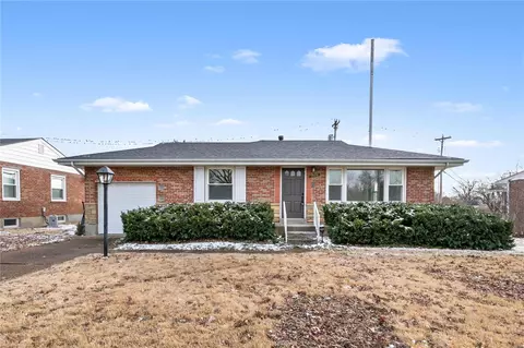1020 Crete Dr, Saint Louis, MO 63137
