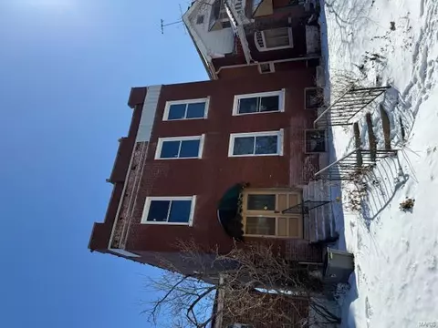 3120 S Compton Ave, Saint Louis, MO 63118