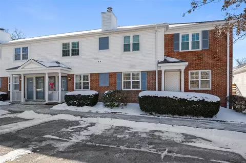 9174 Eager Rd, Saint Louis, MO 63144 photo 32