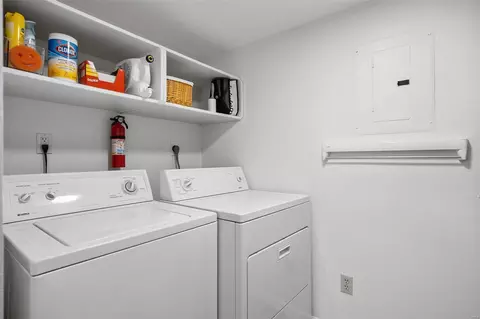 9174 Eager Rd, Saint Louis, MO 63144 photo 15
