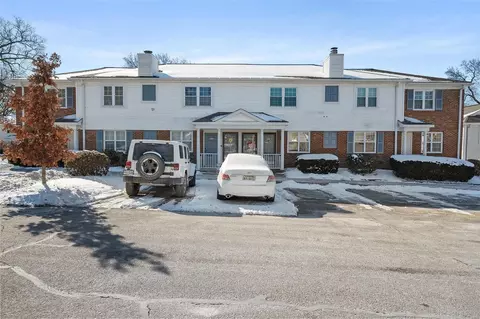 9174 Eager Rd, Saint Louis, MO 63144 photo 31