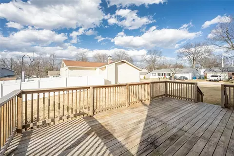 1 Wildway Cir, Manchester, MO 63021 photo 11
