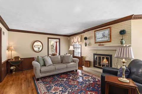 1611 Forest Aire St, Frontenac, MO 63131 photo 21