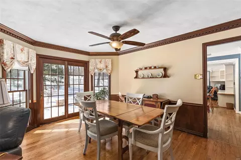 1611 Forest Aire St, Frontenac, MO 63131 photo 22