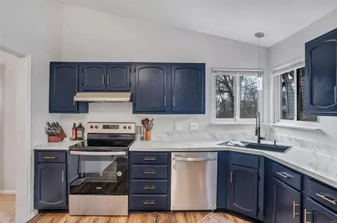 Kitchen - 627 Applecross Ct, Manchester, MO 63021 photo 2 of 2