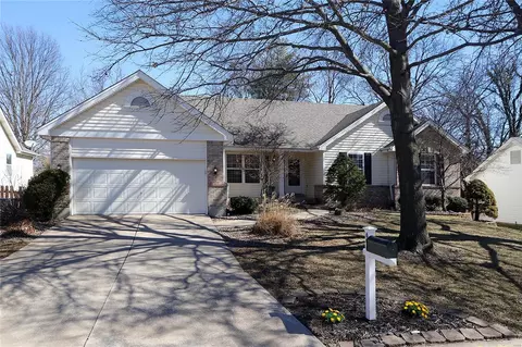 606 Wyatt Dr, Saint Peters, MO 63376