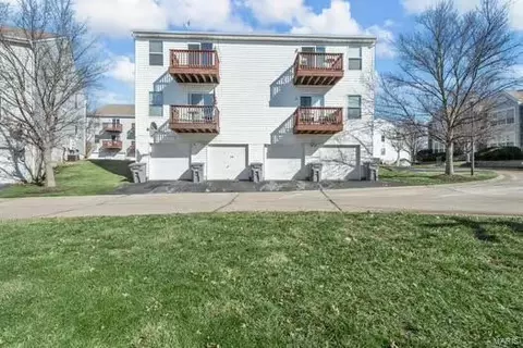 75 Timber Oaks Trl #7D, O'fallon, MO 63368 photo 2