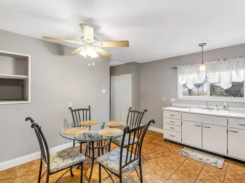 2015 Caesar Dr, Fenton, MO 63026 photo 10