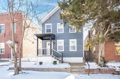 6908 Virginia Ave, Saint Louis, MO 63111