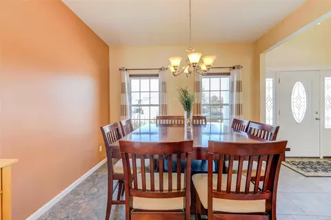 Dining - 524 Sapphire Dr, O'fallon, MO 63366 photo 2 of 2