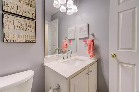 Bath - 524 Sapphire Dr, O'fallon, MO 63366 photo 6 of 8
