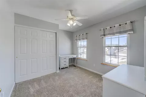 Bedroom - 524 Sapphire Dr, O'fallon, MO 63366 photo 4 of 6