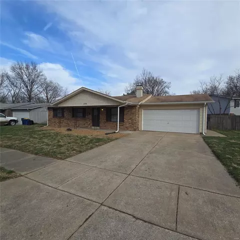 1778 Stilton Ct, Florissant, MO 63031