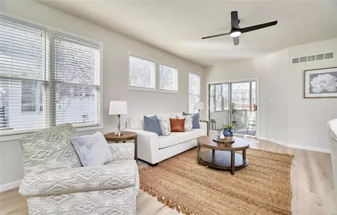 Living - 11 Battersea Ct, O'fallon, MO 63366 photo 1 of 2
