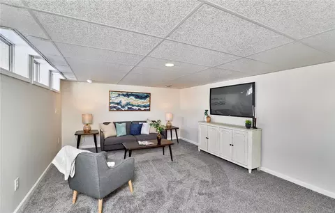Living - 11 Battersea Ct, O'fallon, MO 63366 photo 2 of 2