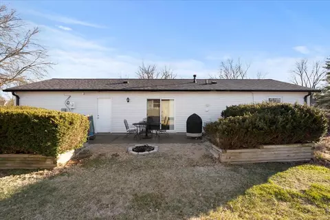 Exterior - 809 Trudy Ln, O'fallon, MO 63366 photo 2 of 2
