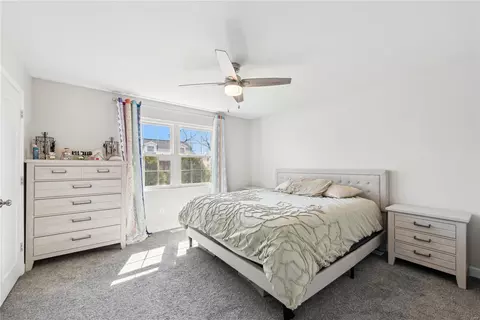 Bedroom - 861 Forest Village Dr, Ballwin, MO 63021 photo 1 of 2