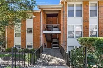 1920 Hunting Lake Ct #202, Saint Louis, MO 63122