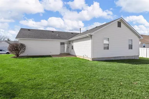 Exterior - 1463 Chambers Dr, O'fallon, MO 63366 photo 3 of 4