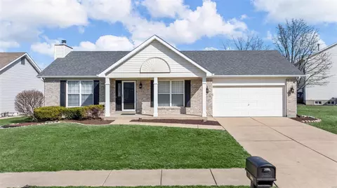 Exterior - 1463 Chambers Dr, O'fallon, MO 63366 photo 2 of 4