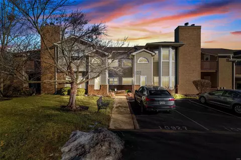 10921 Vauxhall Dr, Saint Louis, MO 63146