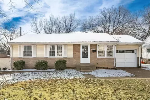 1218 Roxton Dr, Saint Louis, MO 63137
