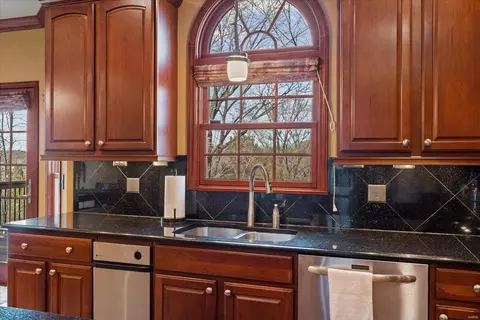 Kitchen - 702 Hesemann Ridge Ct, Wildwood, MO 63021 photo 6 of 6