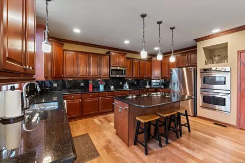 Kitchen - 702 Hesemann Ridge Ct, Wildwood, MO 63021 photo 3 of 6
