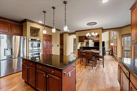 Kitchen - 702 Hesemann Ridge Ct, Wildwood, MO 63021 photo 4 of 6