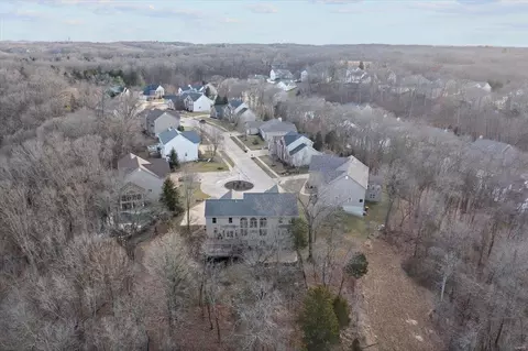 View/Area - 702 Hesemann Ridge Ct, Wildwood, MO 63021 photo 2 of 5