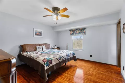 Bedroom - 776 Cedar Glen Dr, Weldon Spring, MO 63304 photo 1 of 6