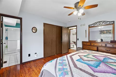 Bedroom - 776 Cedar Glen Dr, Weldon Spring, MO 63304 photo 2 of 6