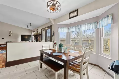 Dining - 776 Cedar Glen Dr, Weldon Spring, MO 63304 photo 1 of 2