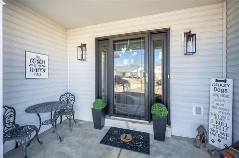 Entry Way - 605 Calamar Ct, O'fallon, MO 63368 photo 1 of 4