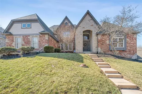 2770 Wynncrest Manor Dr, Wildwood, MO 63005