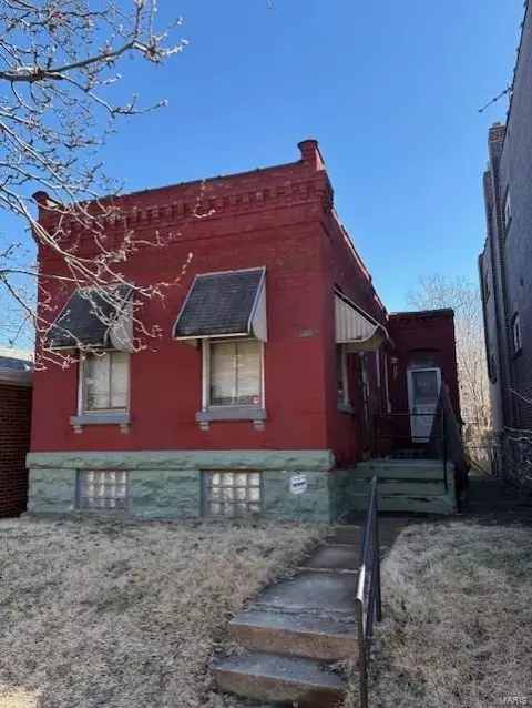 3720 Virginia Ave, Saint Louis, MO 63118