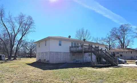 332 Harmonica Pl, Winfield, MO 63389 photo 1