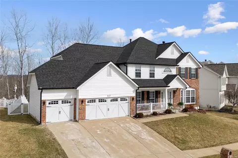 637 Meramec View Dr, Eureka, MO 63025