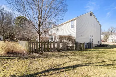 Exterior - 1509 Englebrook Dr, Wildwood, MO 63011 photo 5 of 7