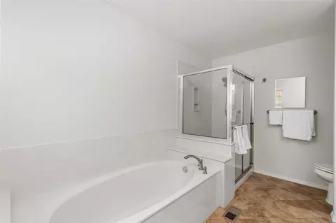 Bath - 1509 Englebrook Dr, Wildwood, MO 63011 photo 5 of 6
