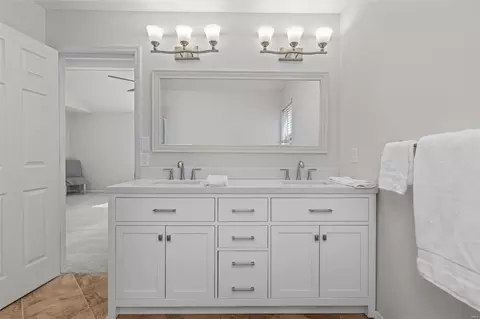 Bath - 1509 Englebrook Dr, Wildwood, MO 63011 photo 3 of 6