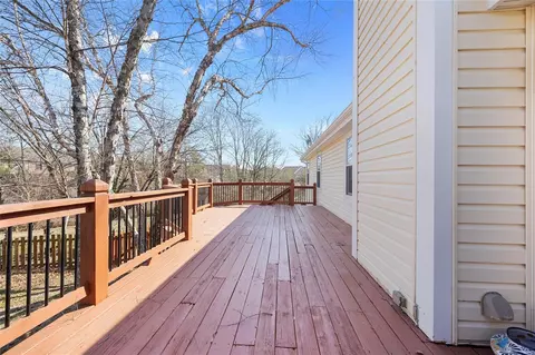 Exterior - 9 Fair Isle Ct, Ellisville, MO 63021 photo 4 of 8