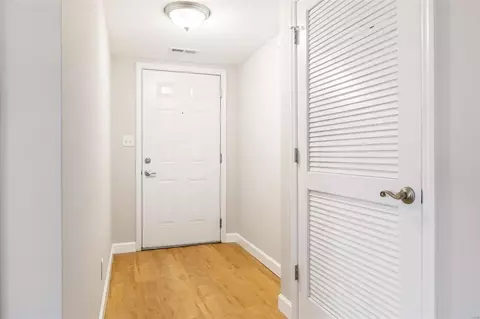 Entry Way - 321 Bramblett Hls, O'fallon, MO 63366 photo 1 of 1