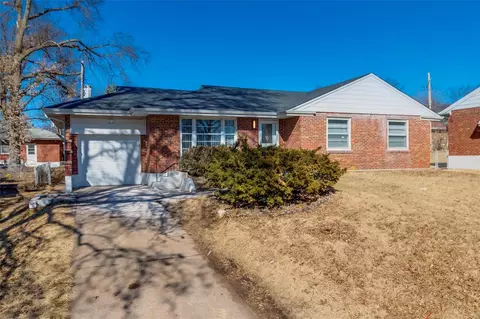 1213 Kimball Ct, Saint Louis, MO 63137