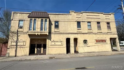 518 Ridge St, Alton, IL 62002