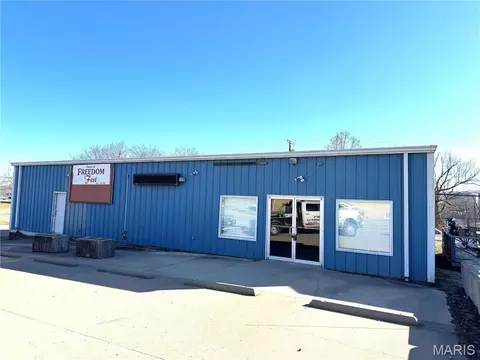101 2nd St, Annapolis, MO 63620