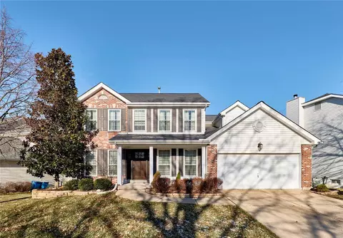 1163 Oak Borough Dr, Ballwin, MO 63021