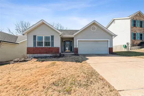 785 Eastwind Ct, Valley Park, MO 63088