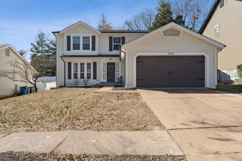 805 Pebblefield Ter, Manchester, MO 63021