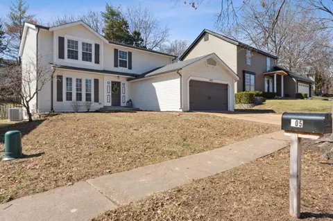 Exterior - 805 Pebblefield Ter, Manchester, MO 63021 photo 6 of 6